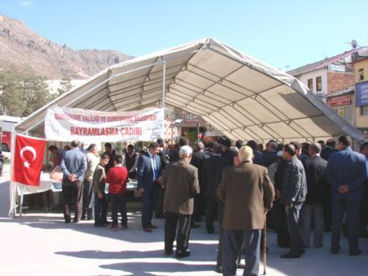Gümüşhane\'de Bayramlaşma Töreni Düzenlendi