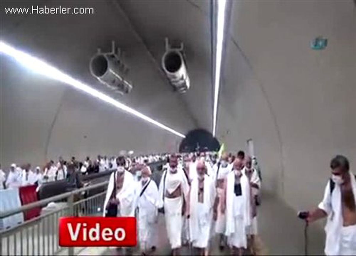 Hacı Adayları Şeytan Taşladı