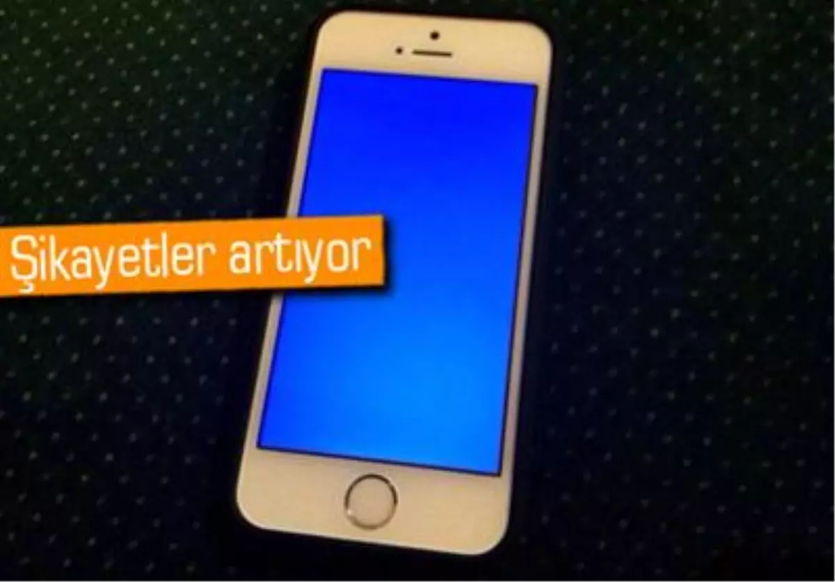 İphone 5s\'teki Mavi Ekran Hatası Kullanıcıların Canını Sıkıyor