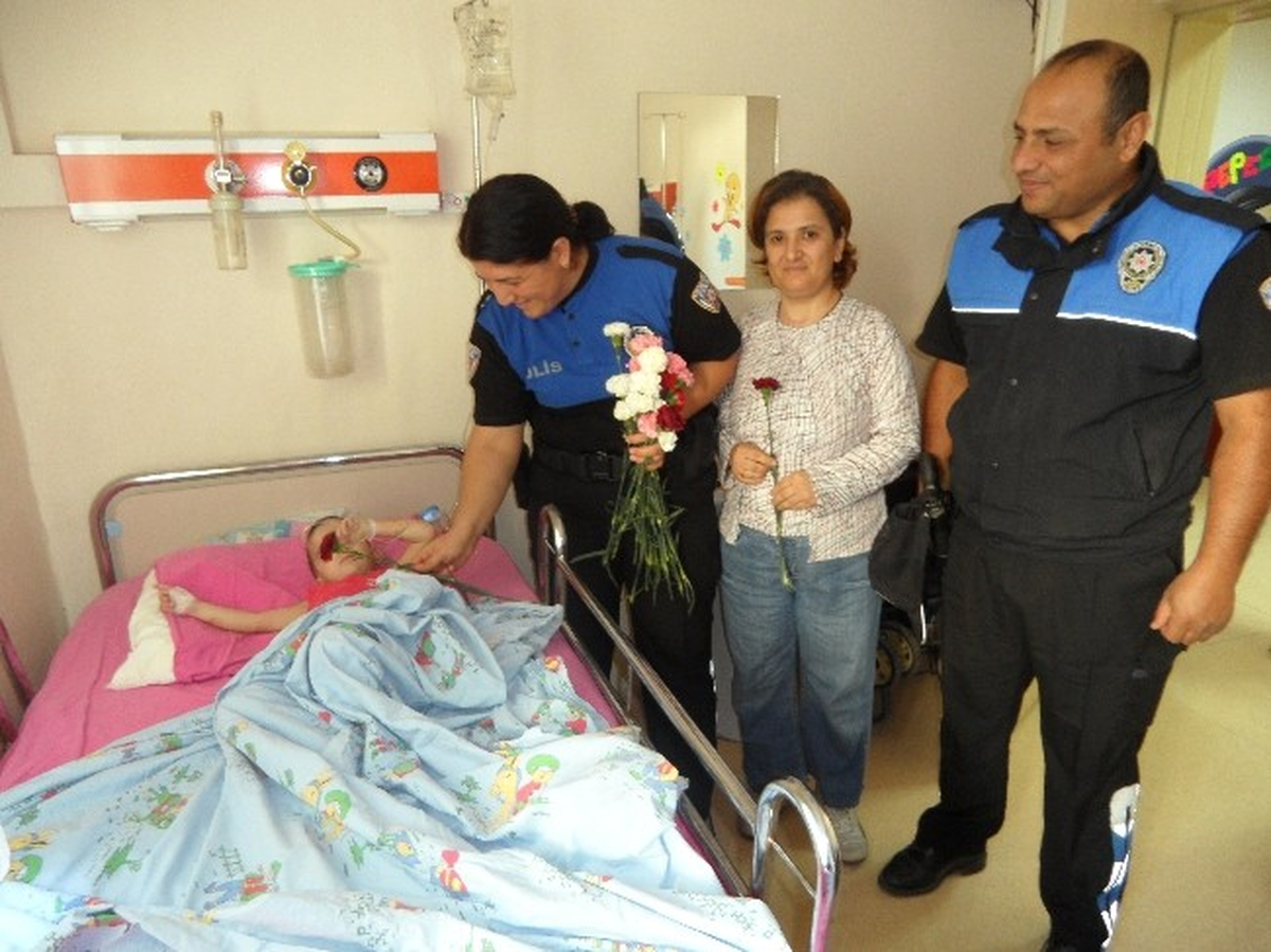 Polisten Bayramda Silah Sıkmayın Broşürü