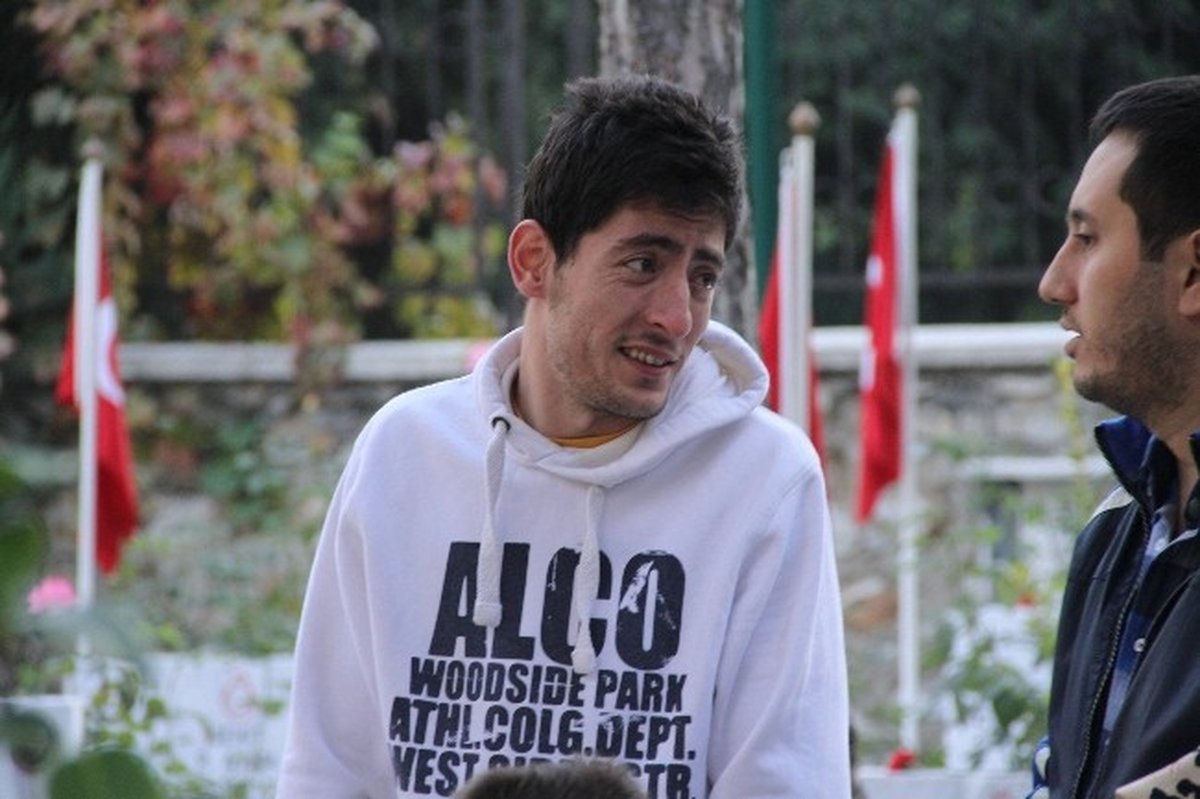 Bursalı Şehit Onbaşıya, İkizinden Bayram Ziyareti