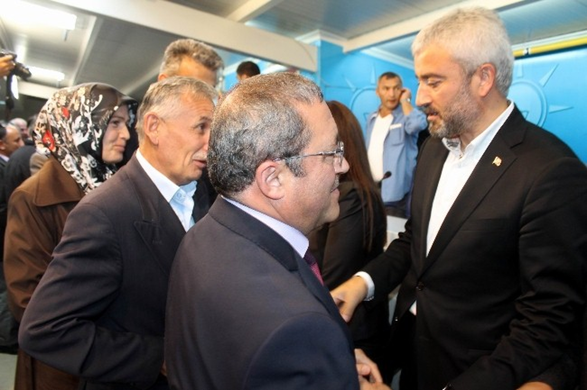 Ak Partililer Bayramlaştı