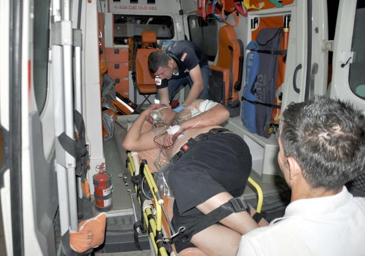 İslahiye\'de Bayram Ziyaretinde Tartıştığı Oğlunu Bıçakladı