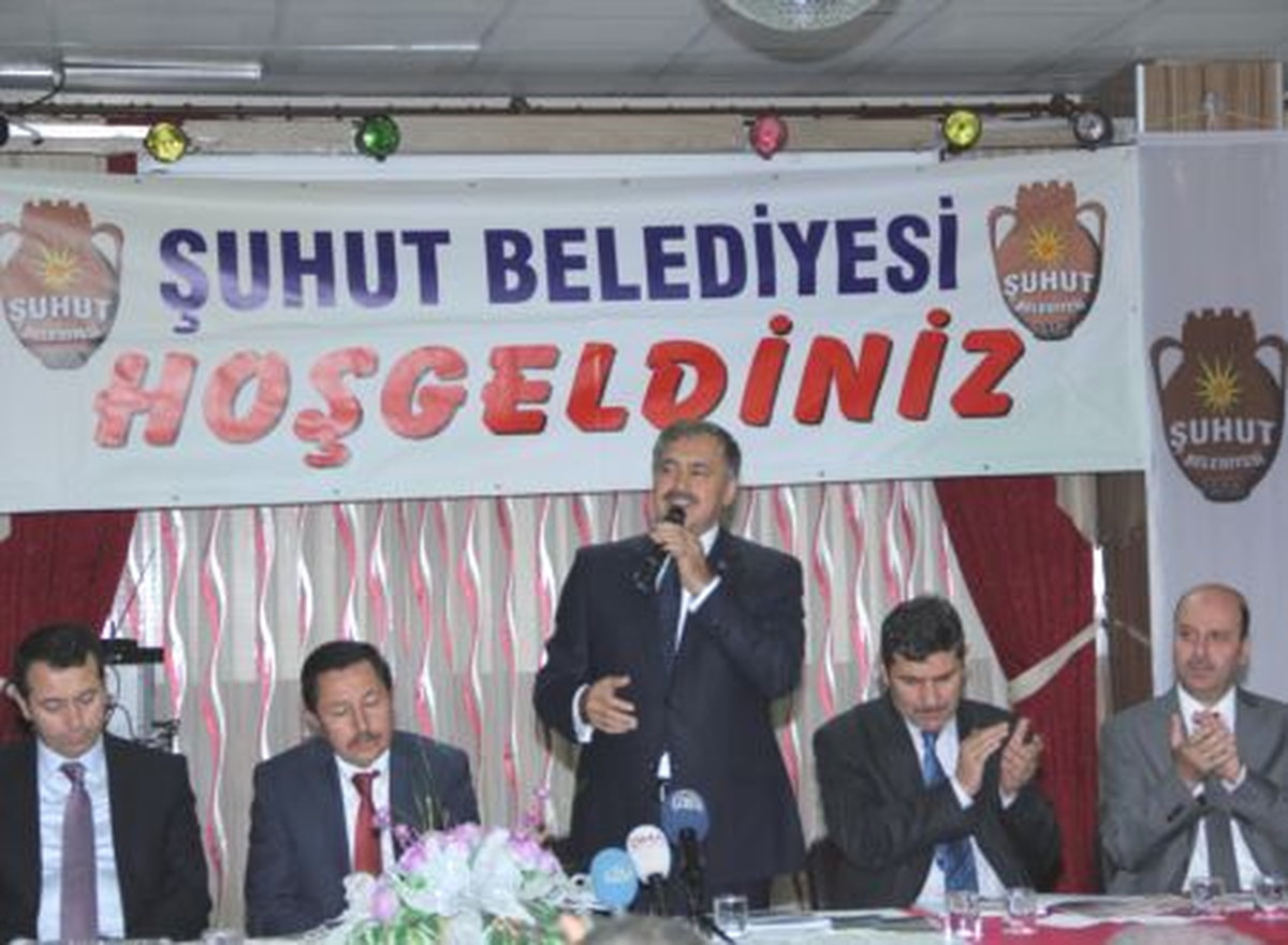 Eroğlu: \'\'Türkiye bütün İslam aleminin sigortası\'\'