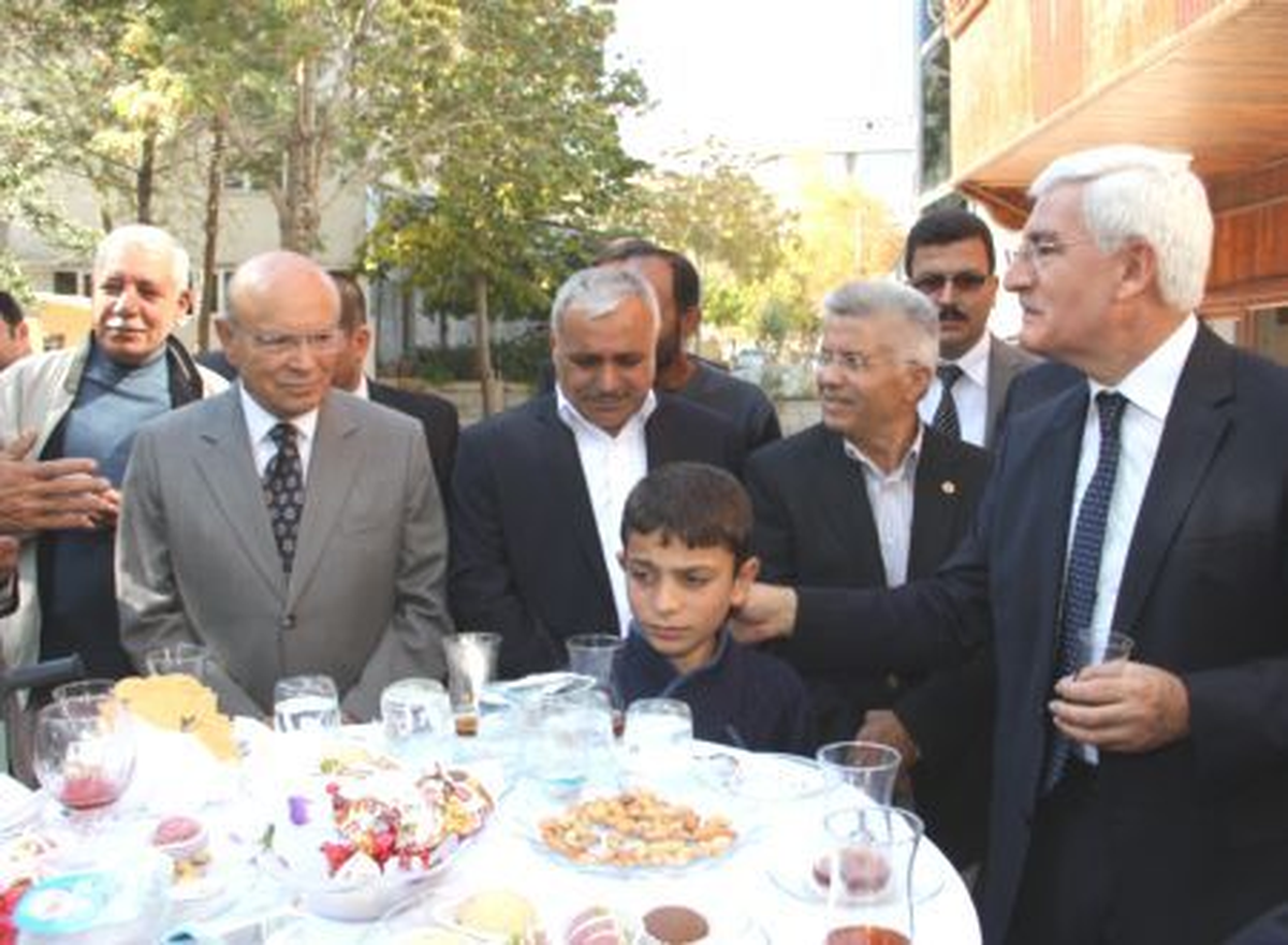 Karaman Belediyesi\'nde Bayramlaşma