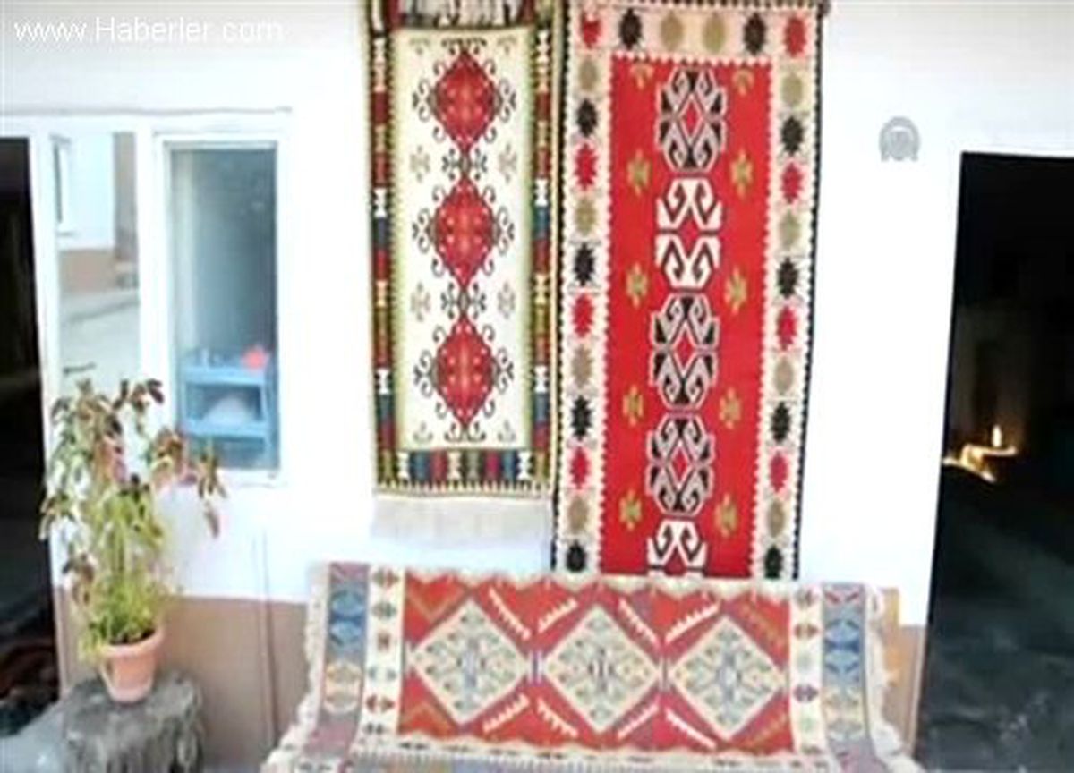 Karatepe kilimleri genç kızların duygularıyla şekilleniyor