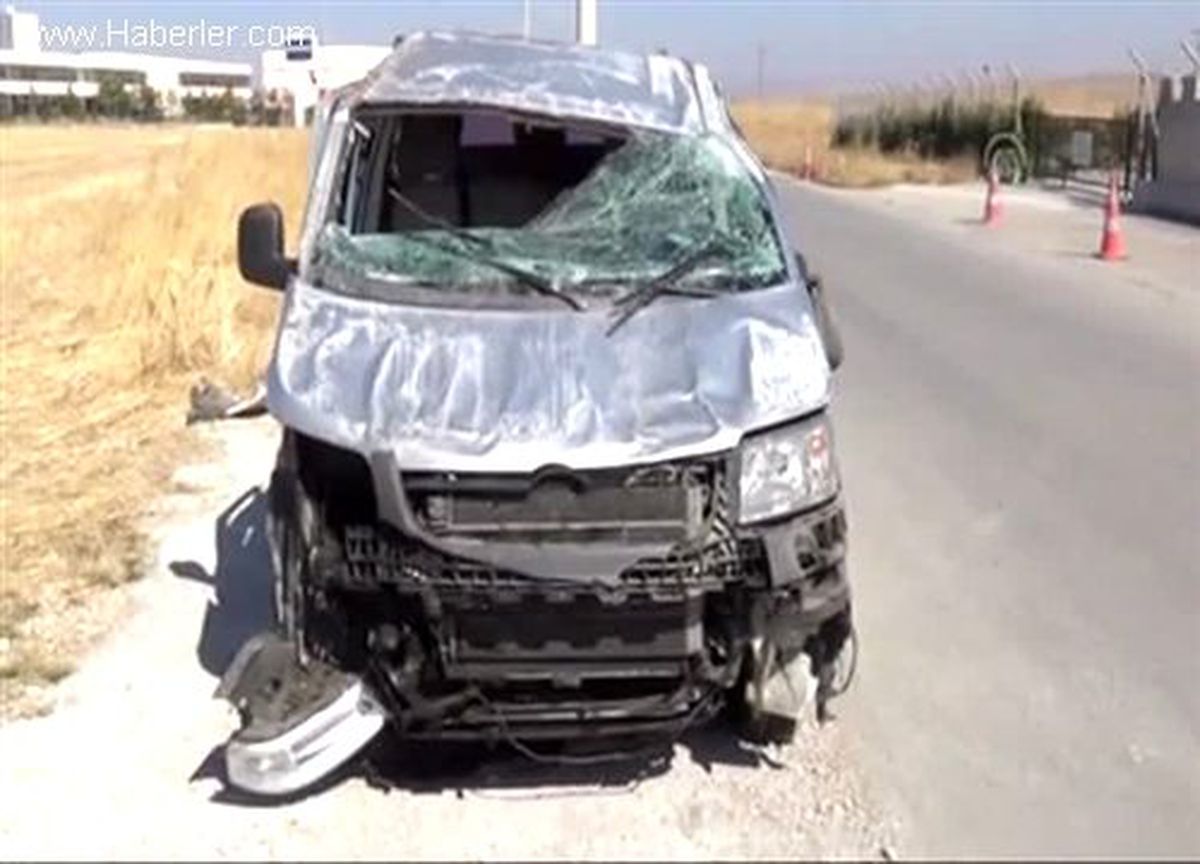 Kazan\'da trafik kazası: 2 ölü 4 yaralı