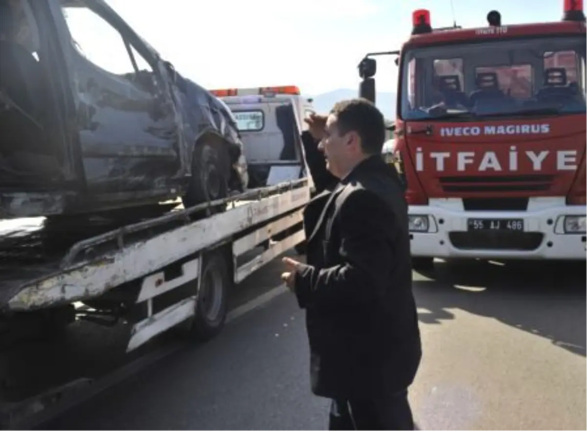 Kına Gecesi Yolunda Trafik Kazası: 3 Yaralı