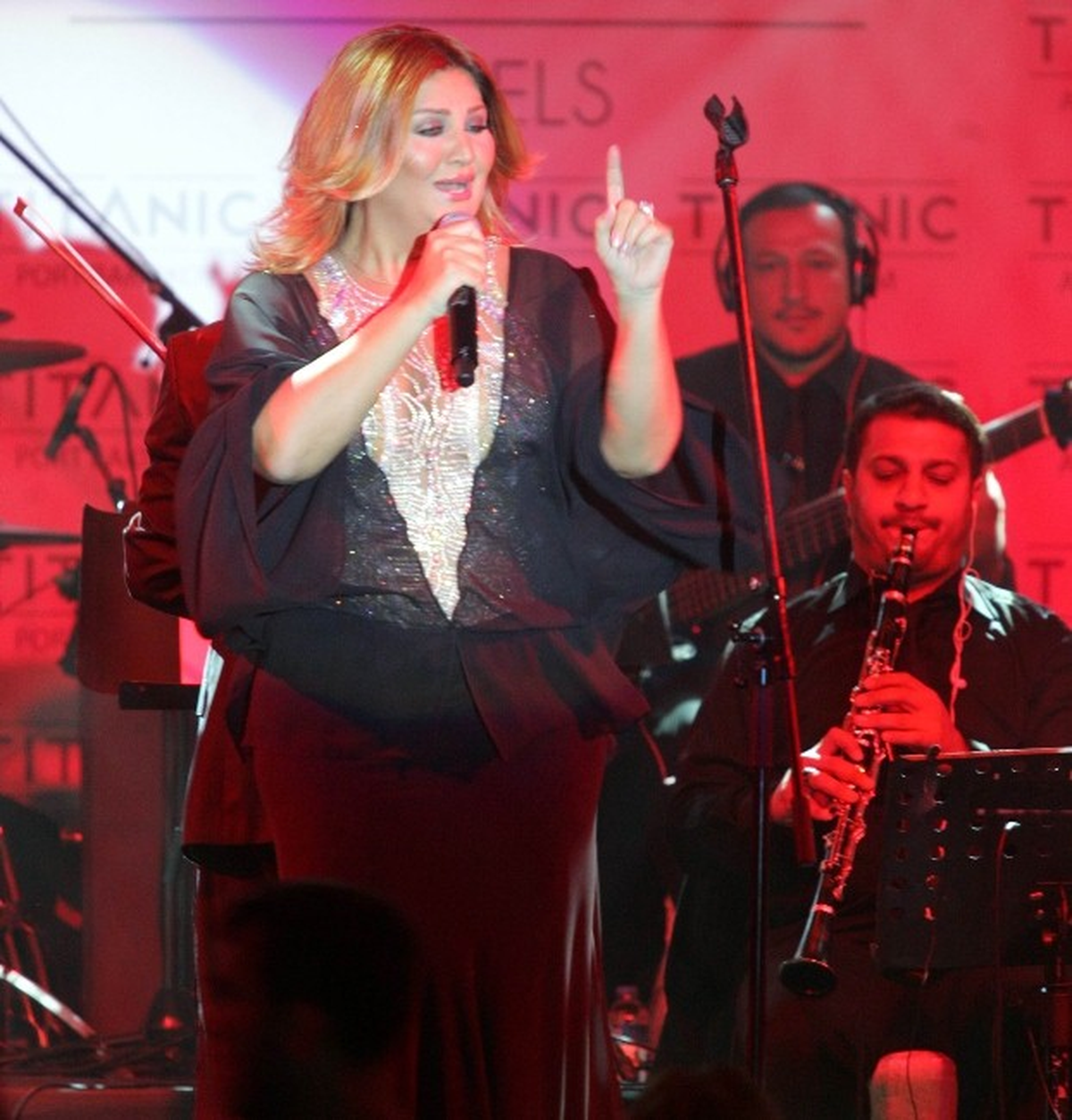 Sibel Can\'dan Bayram Konseri