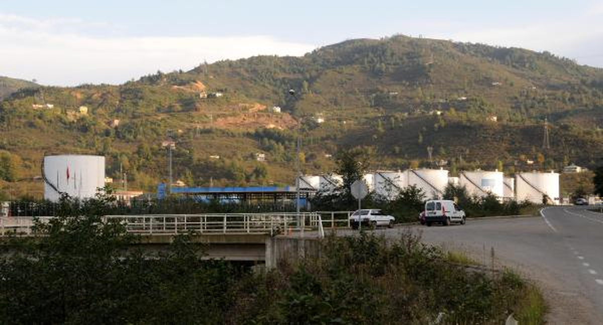 Akaryakıt Dolum Tesisinde Patlama: 7 Yaralı