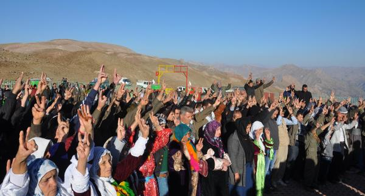 BDP\'lilerden \'PKK Şehitliğine\' Ziyaret