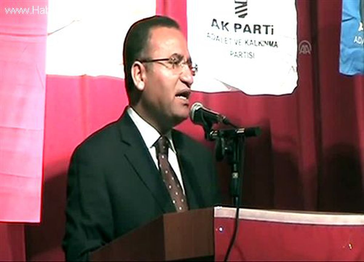 Bozdağ, bayramlaşma programına katıldı (2)