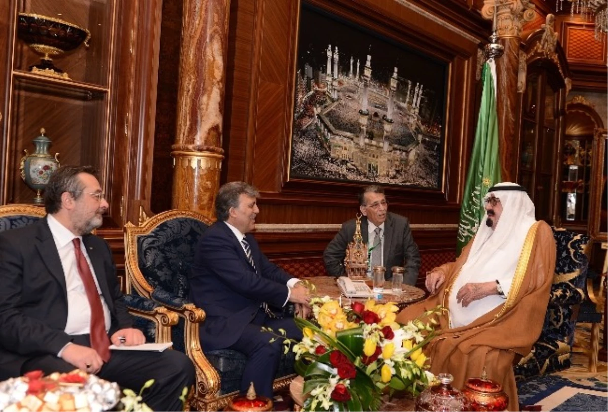 Cumhurbaşkanı Gül, Suudi Kralı Abdullah\'la Görüştü