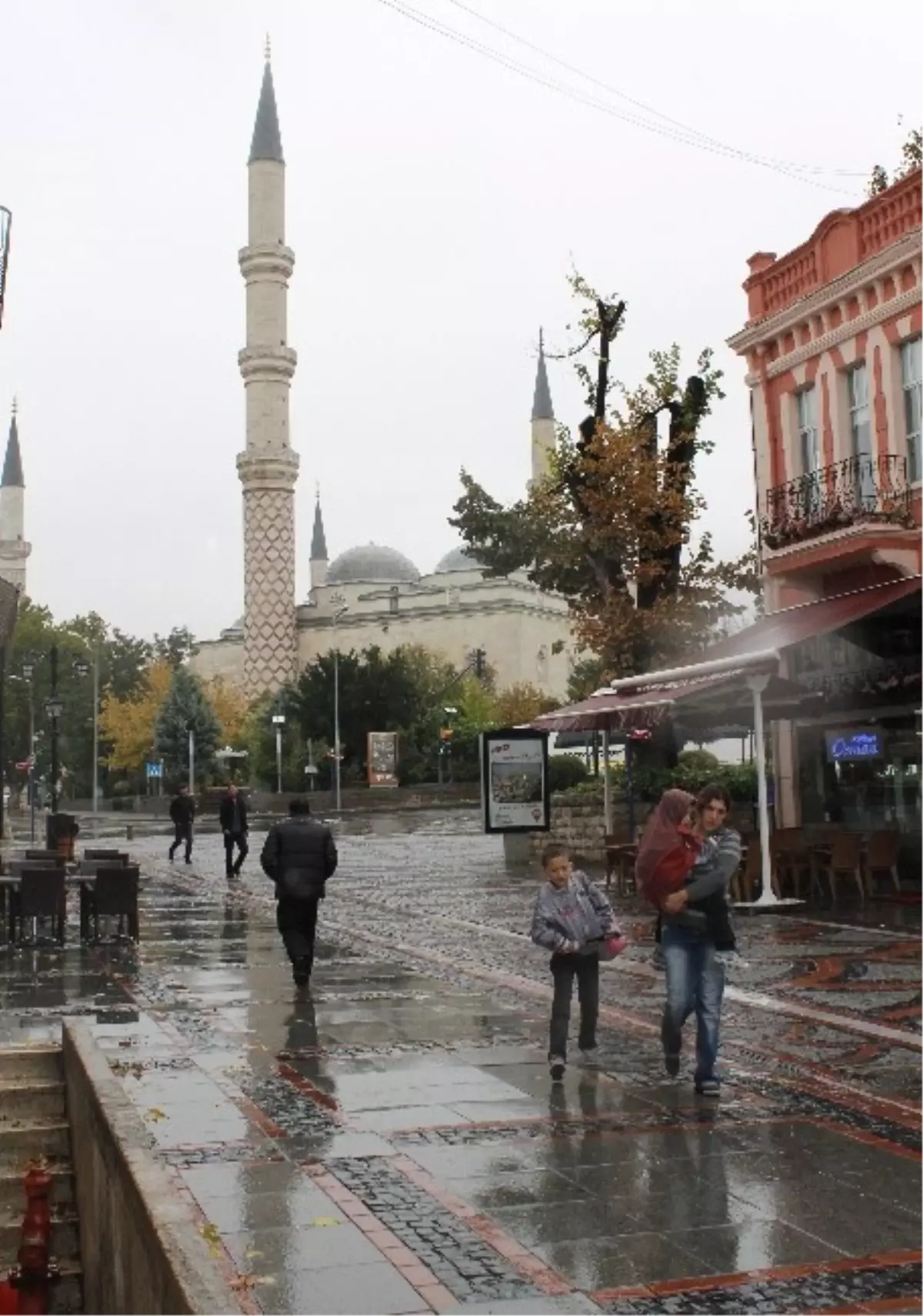 Edirne\'de Sağanak Yağış