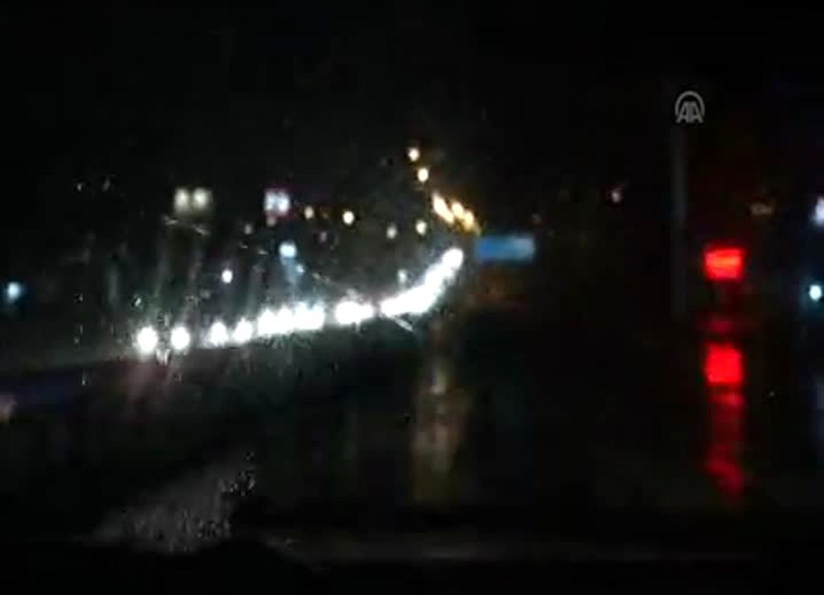 Elmadağ\'da Trafik Kazası: 30 Yaralı