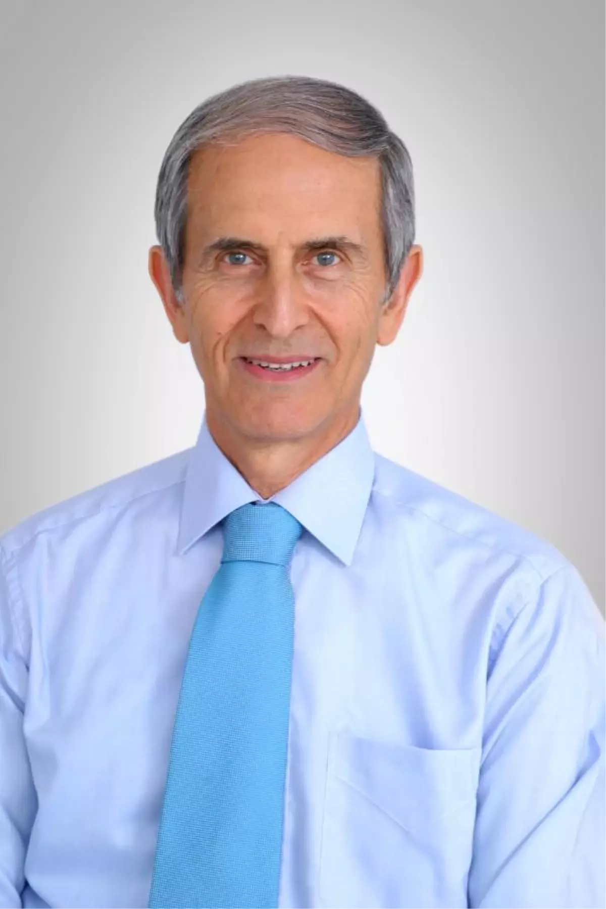 Gazeteci Şevket Özçelik Yaşamını Yitirdi