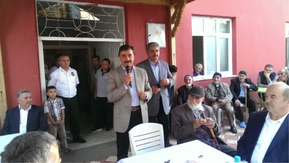 Hamarat Huzurevi Sakinleriyel Bayramlaştı