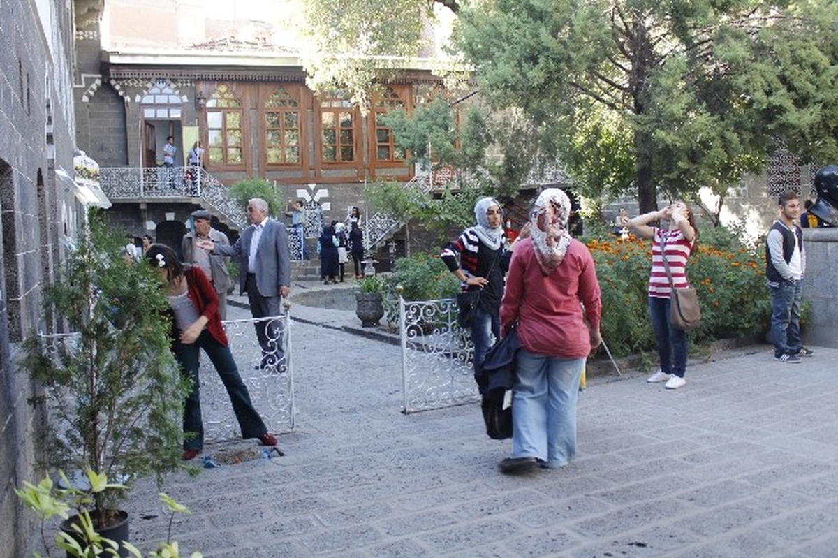 Kurban Bayramı Diyarbakır\'da Turizmi Canlandırdı