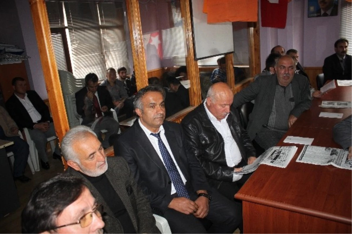 Milletvekili Şener Kumru\'da Vatandaşlarla Bayramlaştı