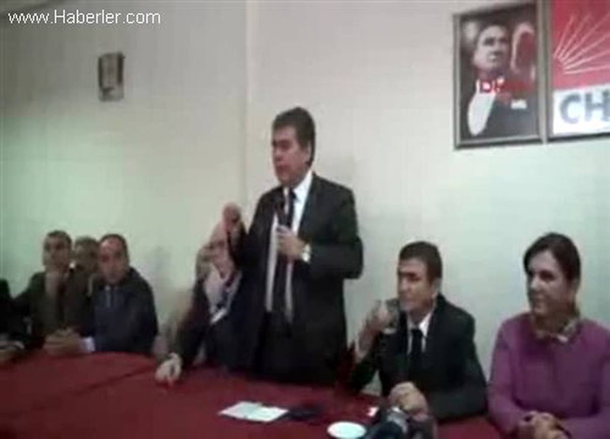 Süheyl Batum: Kendi Arkadaşına Güvenmeyen Dünyada Tek Partiyiz