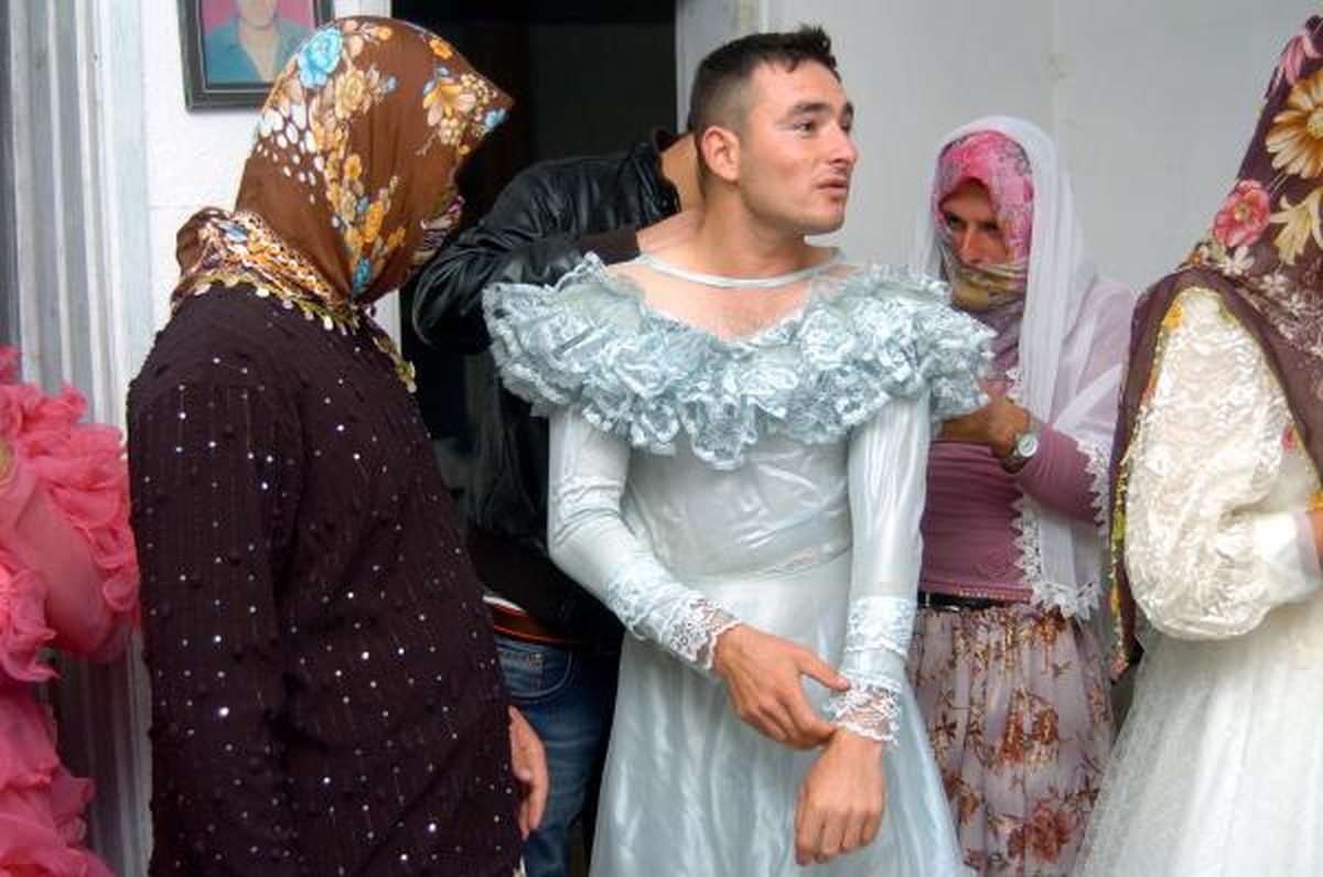 Çanakkale\'de 200 Yıllık Bayram Geleneği Devam Ediyor