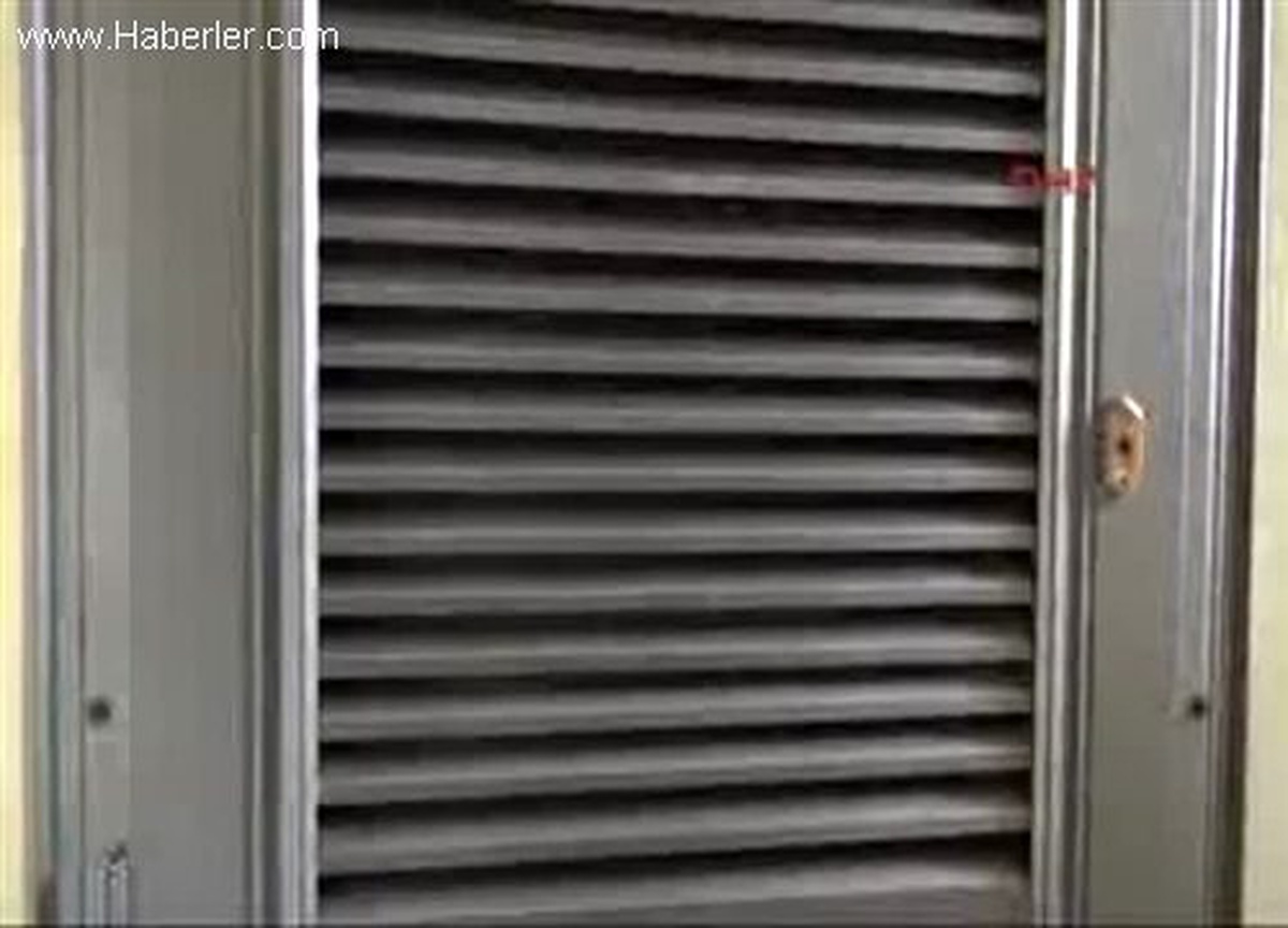 Adana\'da Balkonda Kurban Kesene 1012 Lira Ceza