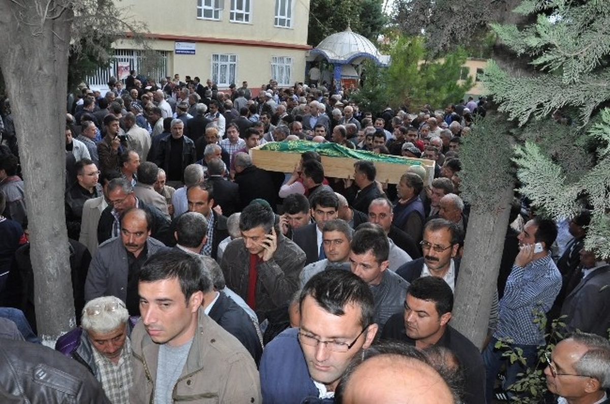 Asker Oğlunu Ziyarete Giderken Kazada Ölen Baba Toprağa Verildi