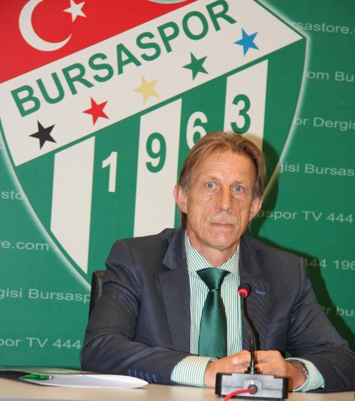Daum: "Kayserispor Galibiyetiyle Taraftarımıza Bayram Hediyesi Vermek İstiyoruz"
