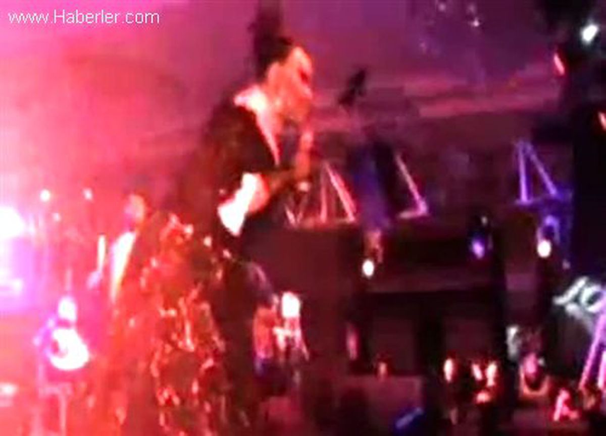 Diva\', Kemer\'i Coşturdu