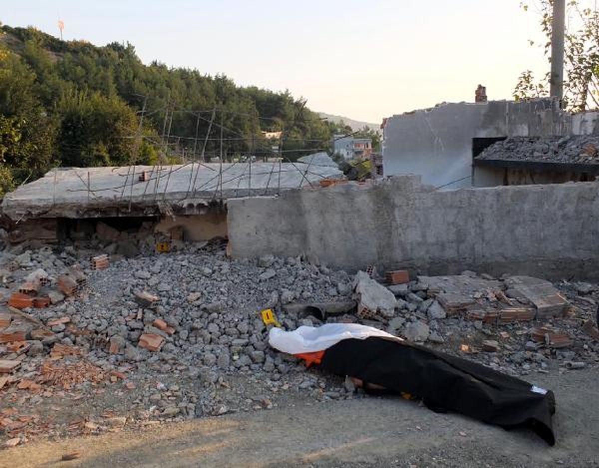 Kullanılmayan Ev Çöktü: 1 Ölü