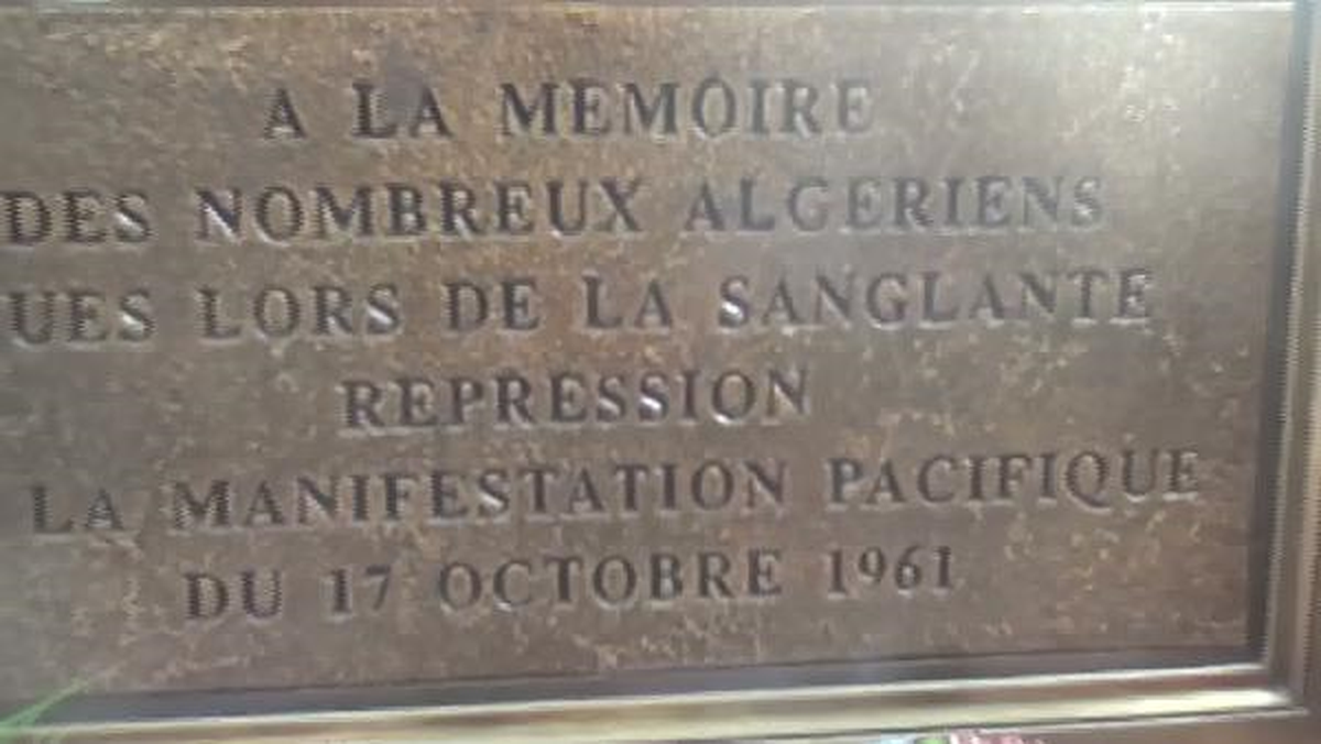 Paris\'te 17 Ekim 1961\'de Ölen Cezayirliler Anıldı