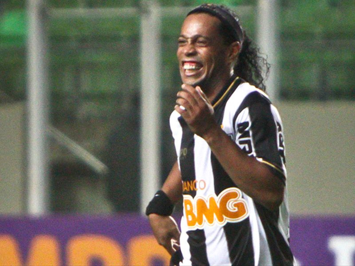 Ronaldinho\'nun Sakatlığı Ciddi