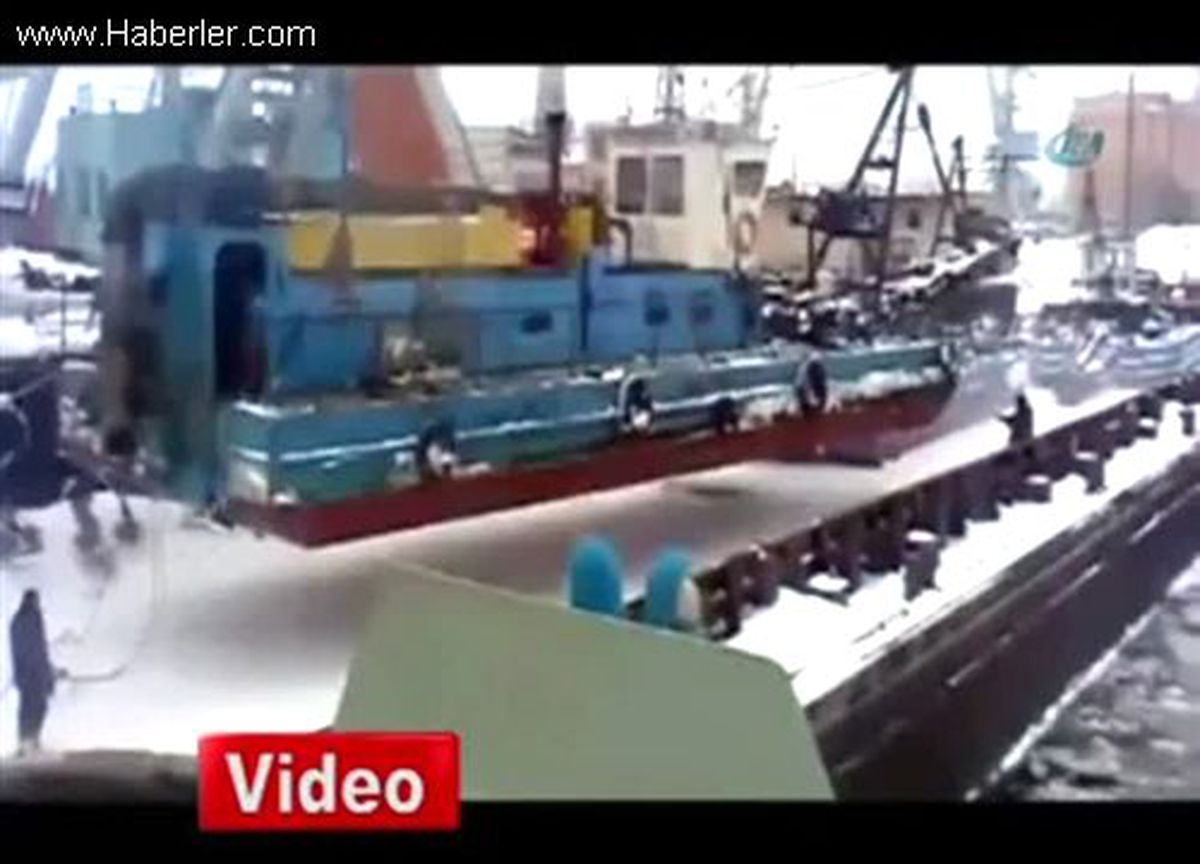 Rusya\'da Facianın Eşiğinden Dönüldü