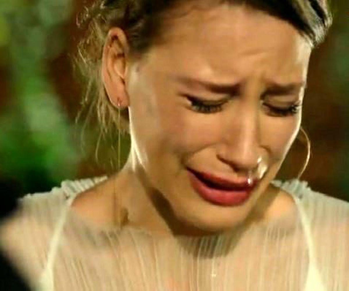 Serenay Sarıkaya Karizmayı Fena Çizdirdi