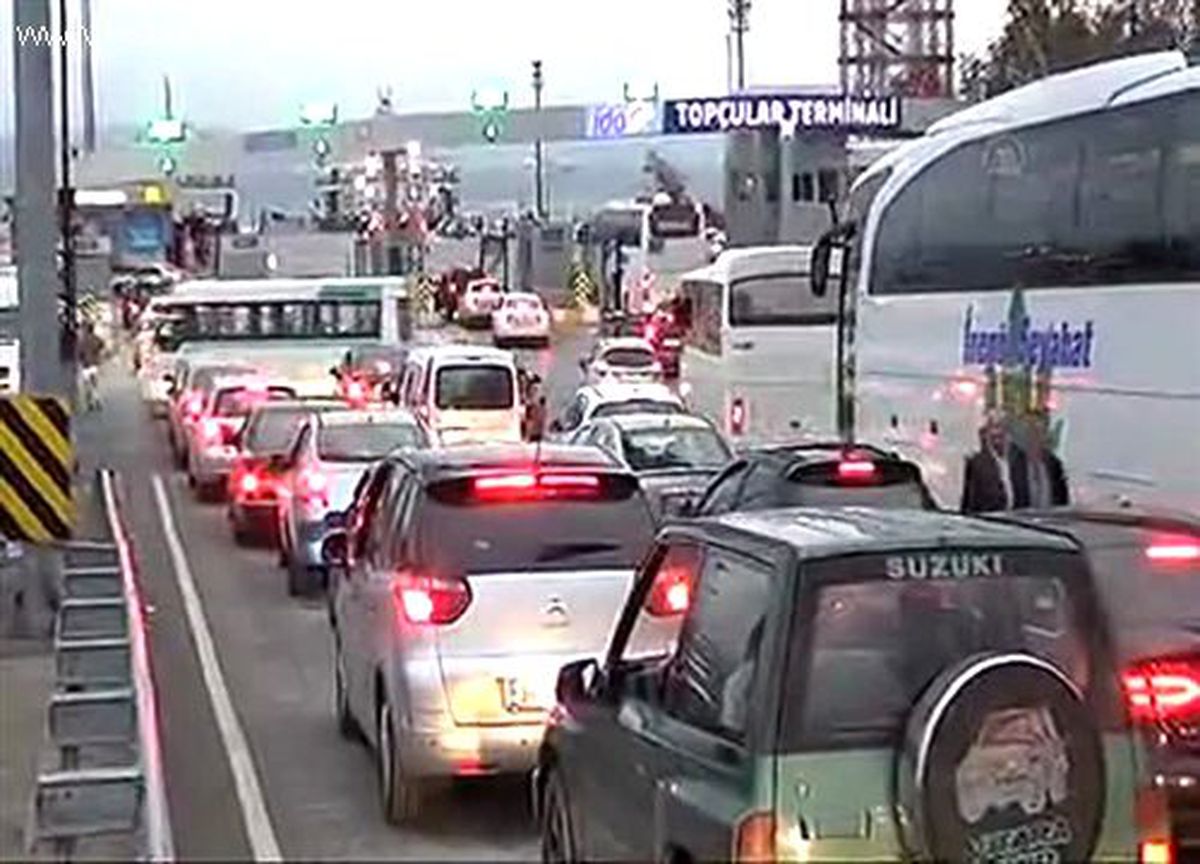 Tatilciler dönüş yolunda