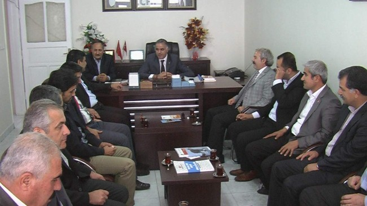 Adıyamanlılar Vakfından CHP\'ye Ziyaret