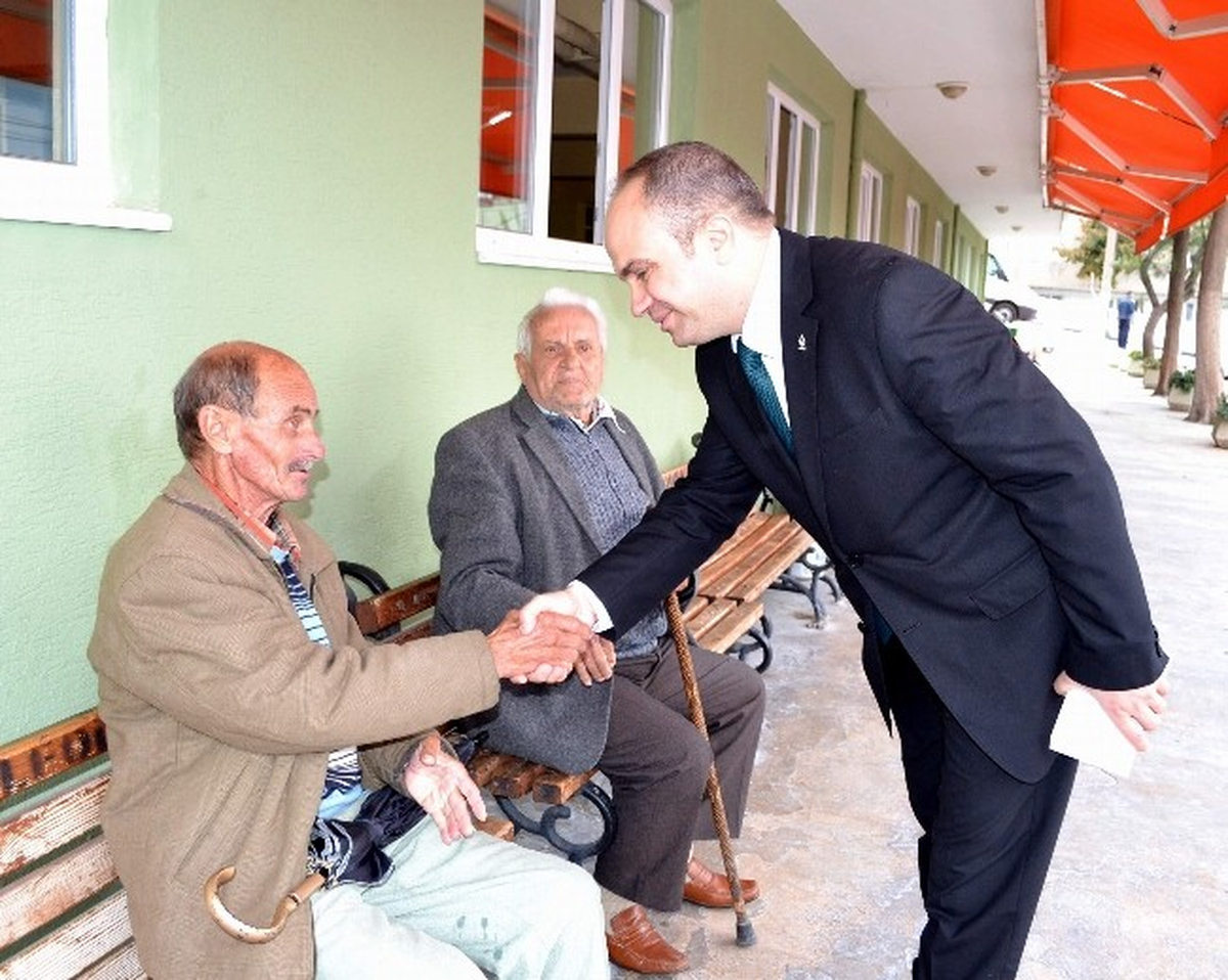 AK Parti Yunus Emre Belediye Başkanlığı Aday Adayı Berk Mersinli\'den Huzurevi Sözü