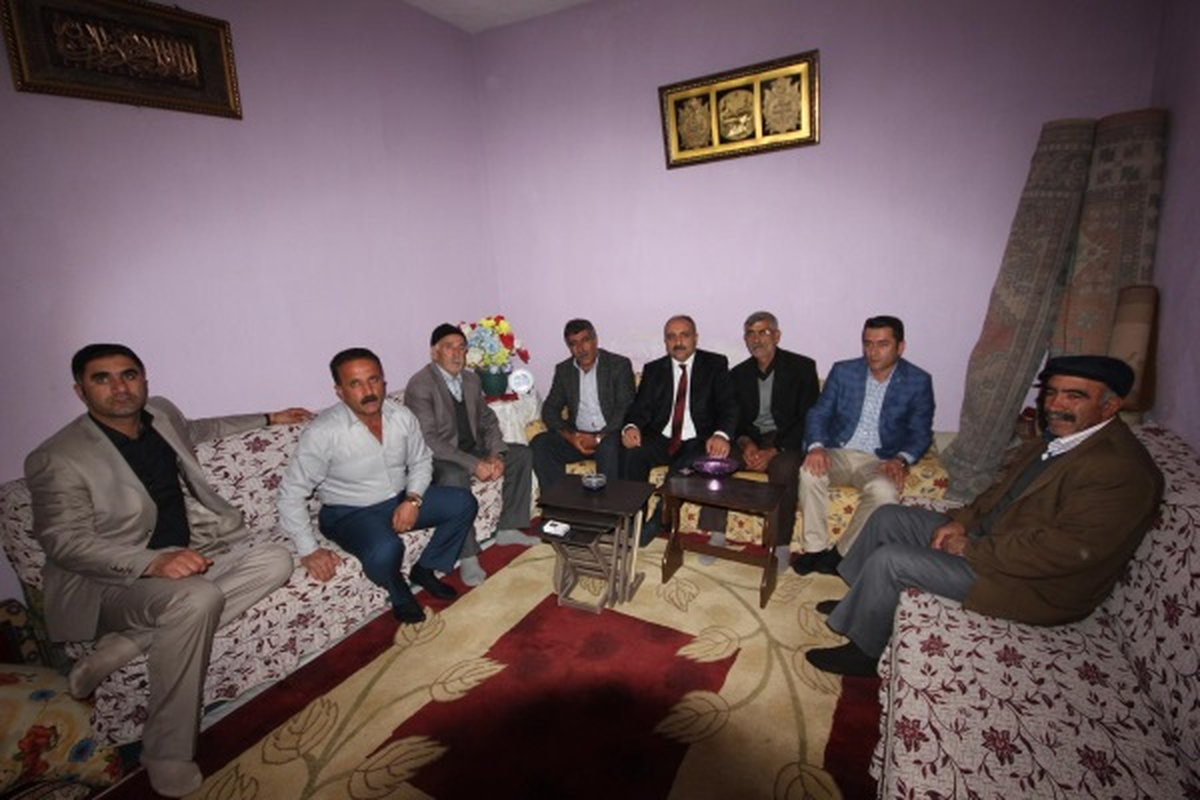 Başkan Arslan; Kenar Semt Sakinlerinin Bayramını Kutladı