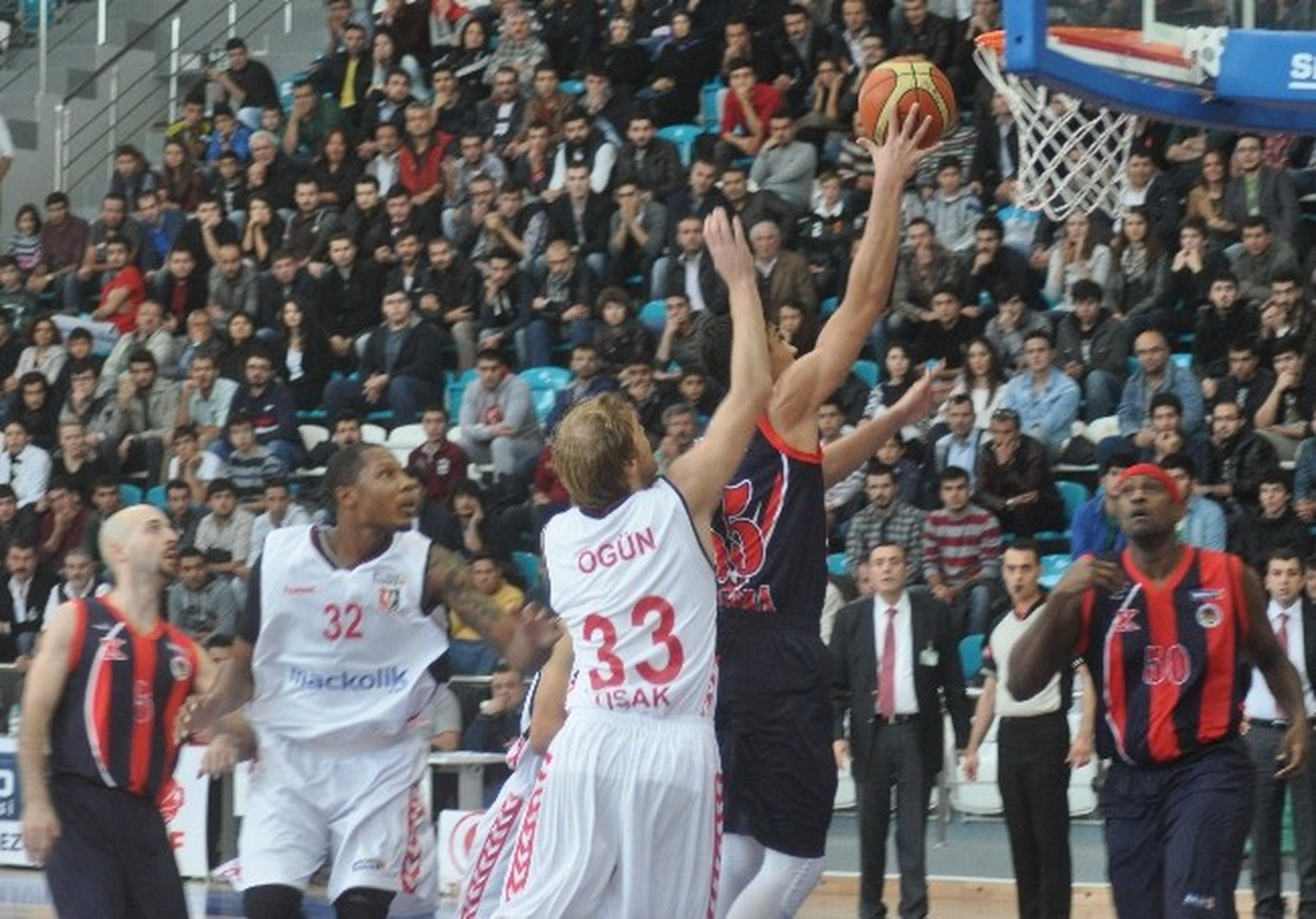 Uşak Sportif 79 TED Ankara Koleji 65