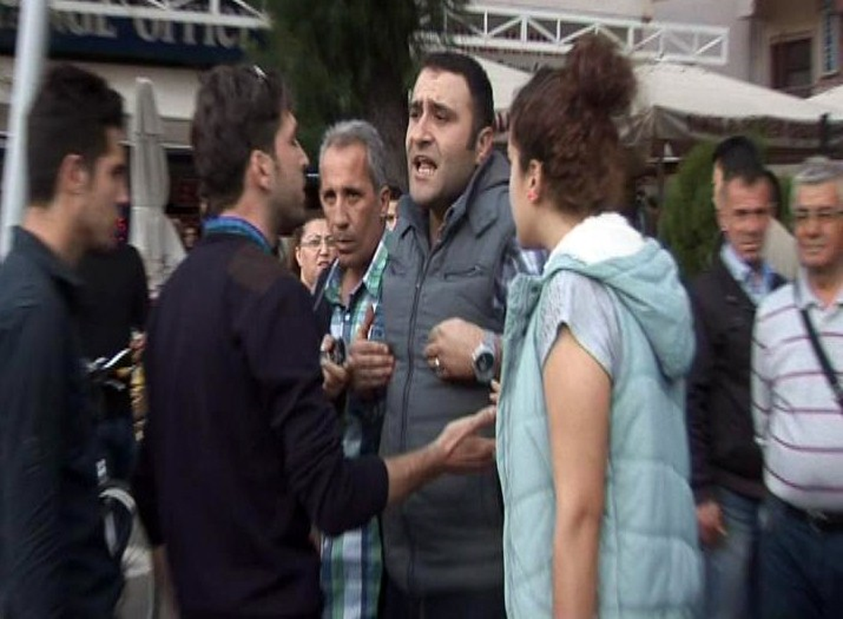 Ceza Kesileceğini Öğrenince Ortalığı Birbirine Kattı