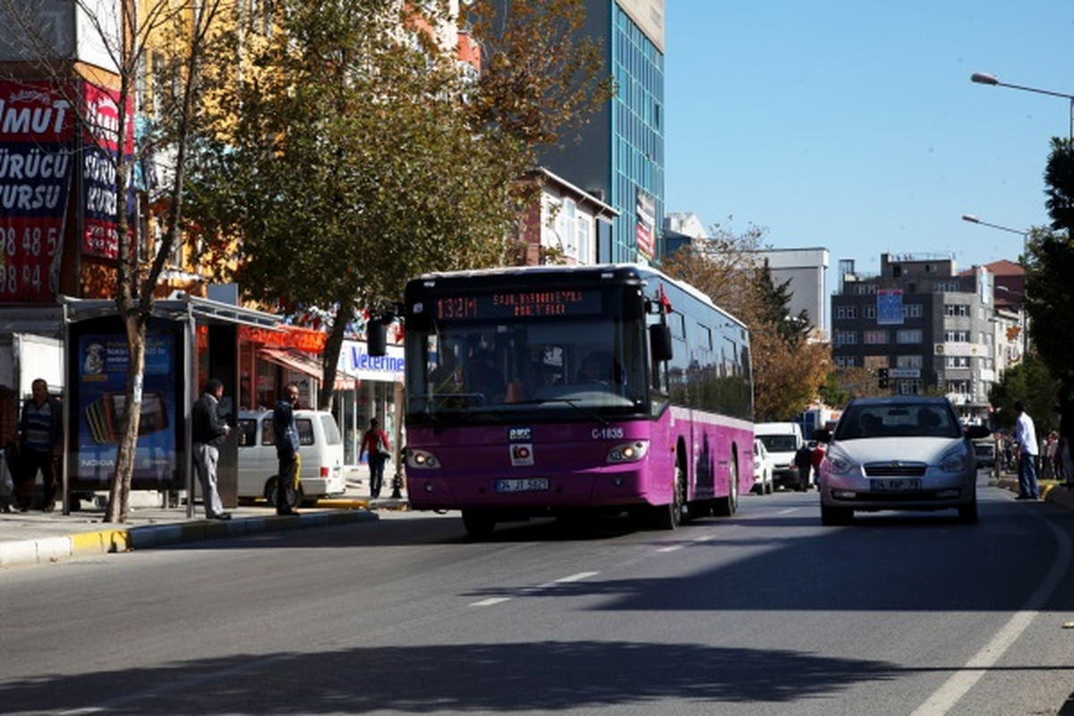 İETT'den Sultanbeyli'ye Yeni Hat Hizmete Girdi