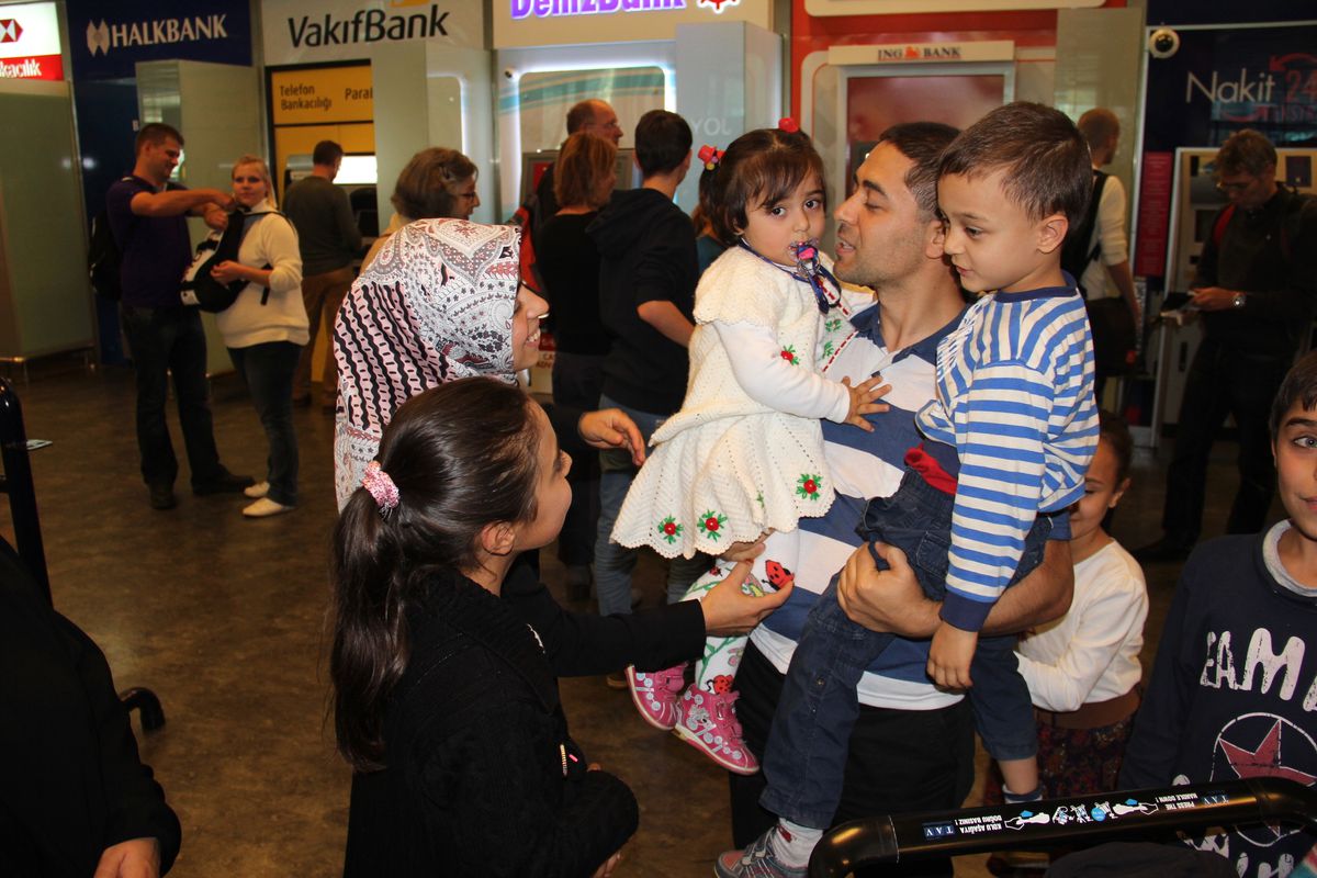İlk Hacı Kafilesi Türkiye\'ye Döndü