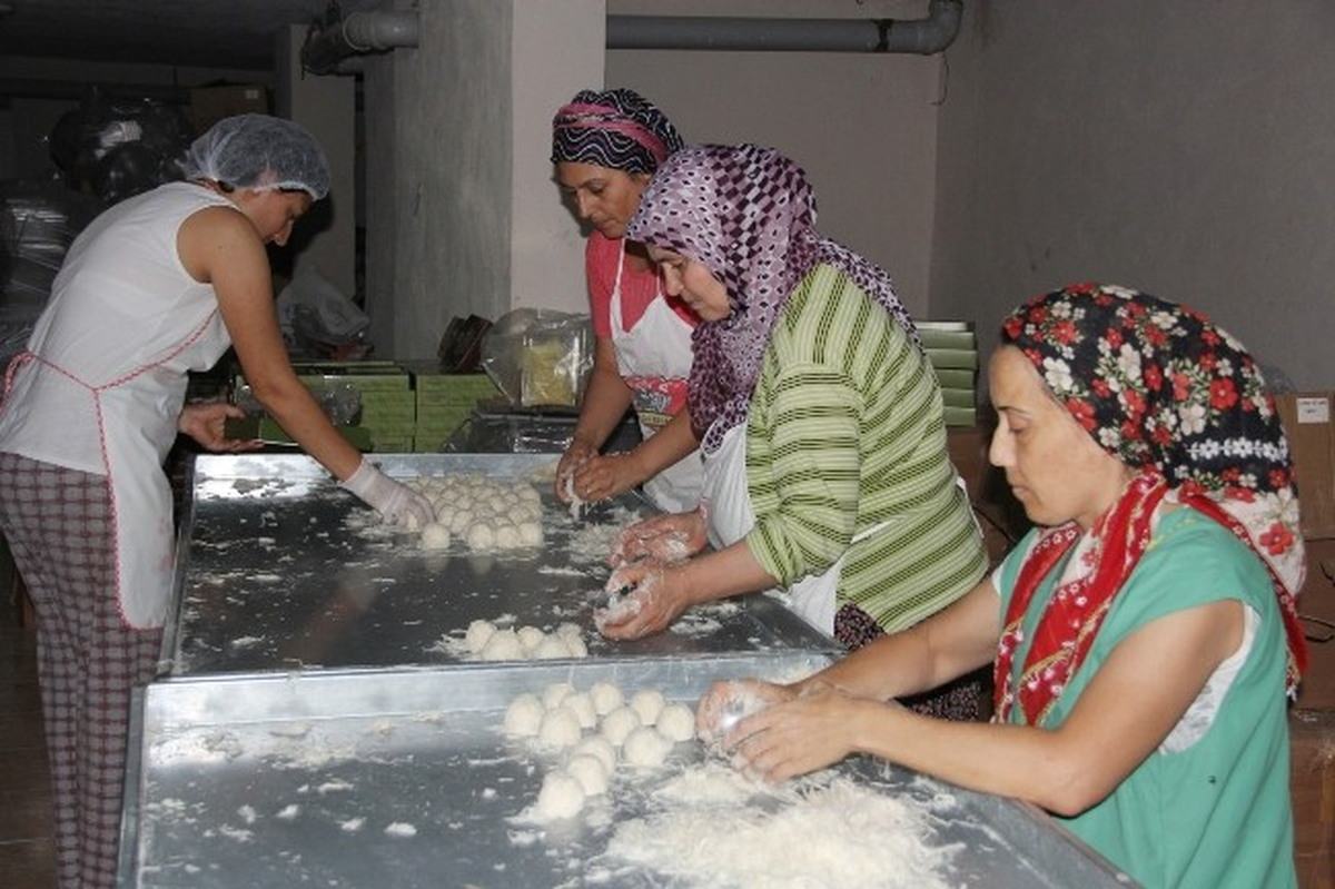 (Özel Haber) Mesir Macunu Pişmaniye Oldu