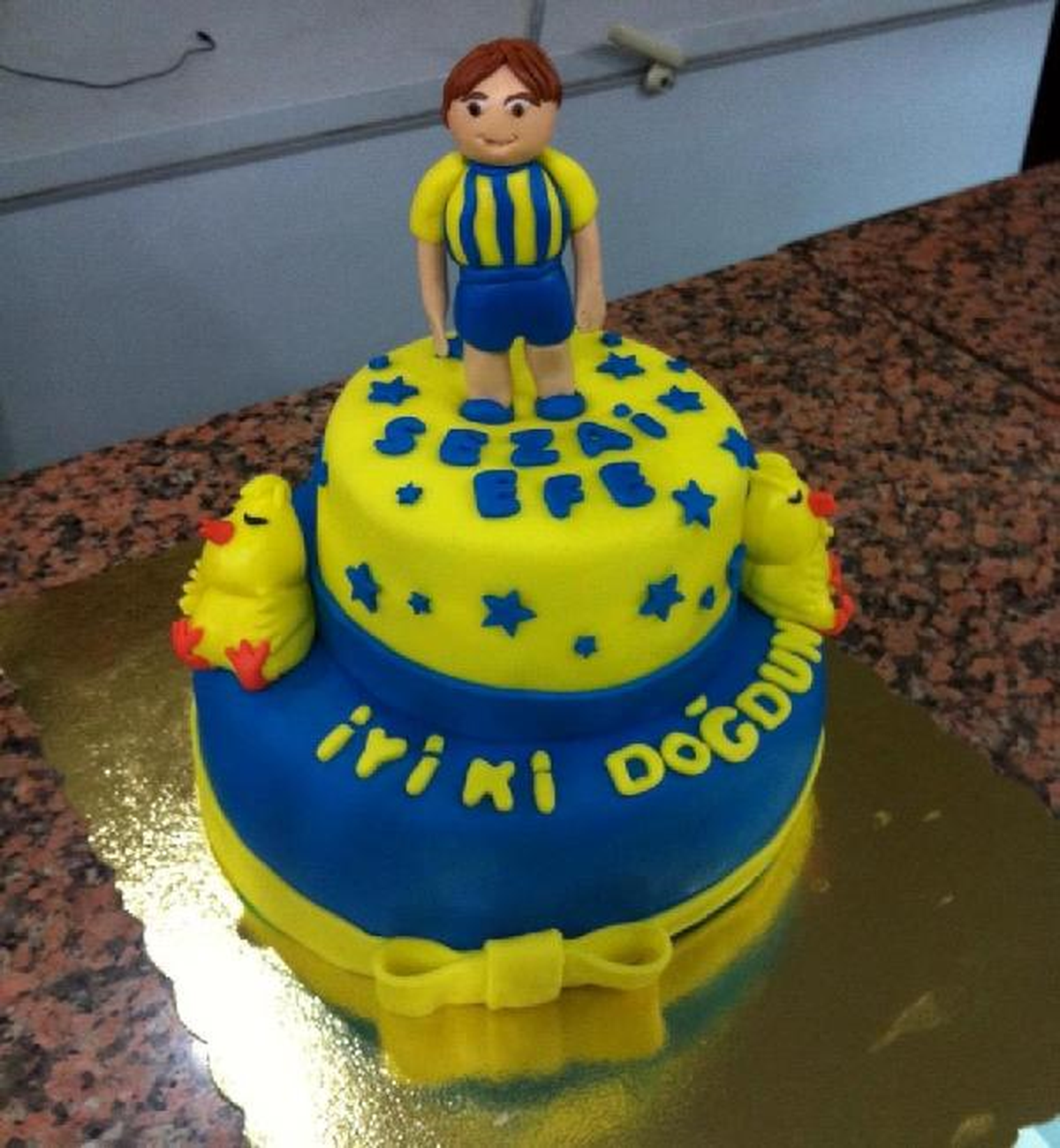 Şeker Hamurundan Sanat Eseri Gibi Pasta