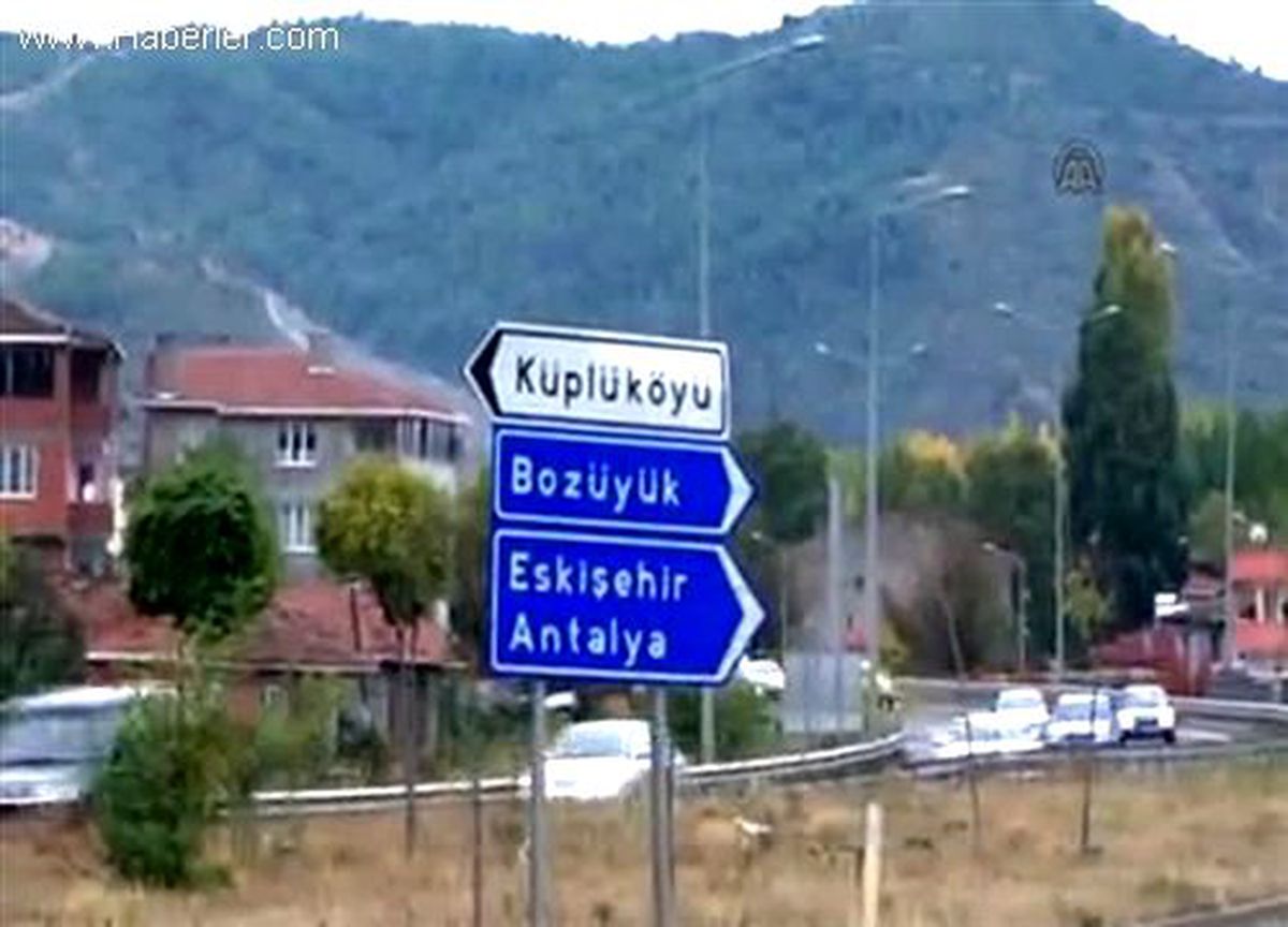 Tatilcilerin Dönüşü Nedeniyle Bilecik Karayolu Yoğun