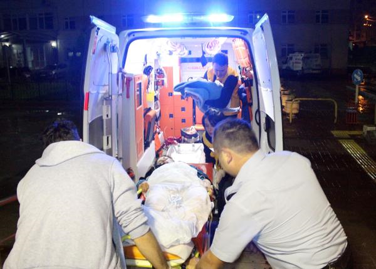Çocuğunu Ambulansta Doğurdu