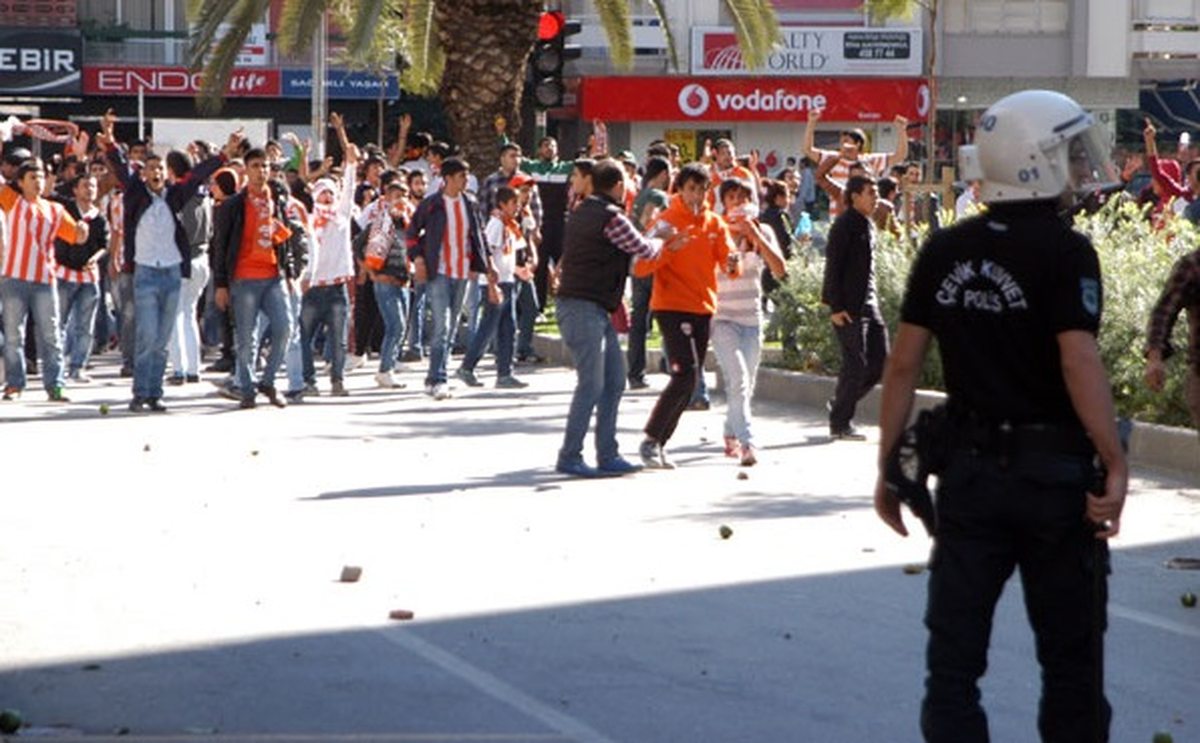 Adana Derbisi Öncesinde Olaylar Çıktı