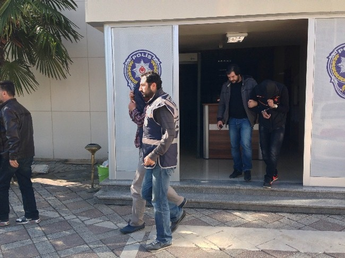 Akü Hırsızları Yakalandı