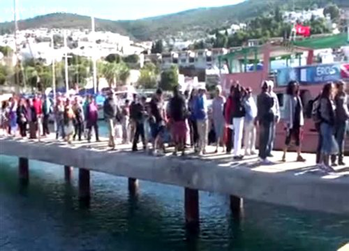 Bodrum\'un eski geleneklerini yaşatıyorlar