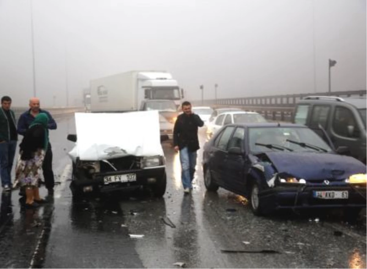 Bolu\'da Zincirleme Trafik Kazası: 3 Yaralı